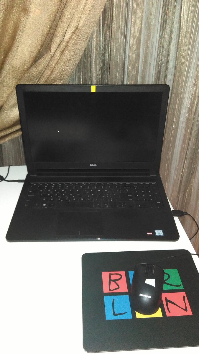 BinaryAxiom's tweet photo. Is there a reason why my new #dell laptop does not have a simple led for hard disk? It's like you can't find the pulse on someone 😕 https://t.co/4iq7CLdjOQ
