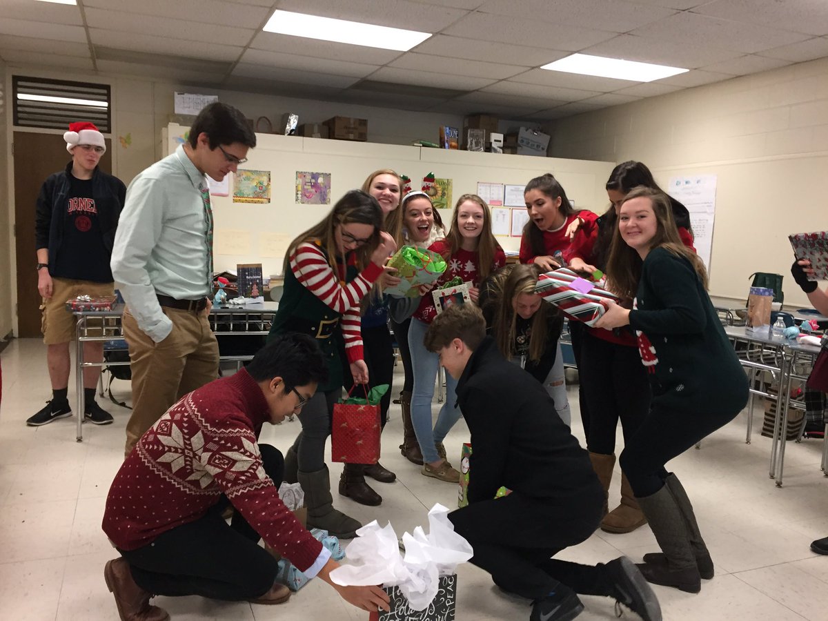 DBTrach's tweet photo. I already miss you all! #werocklit See you at graduation!!! https://t.co/Dnp5GJ9dqu