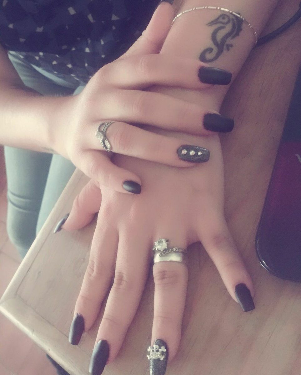 Estetica_LAdgo's tweet image. Uñas desde $200 pesos. Agenda tu cita 💅🏻 #DURANGO