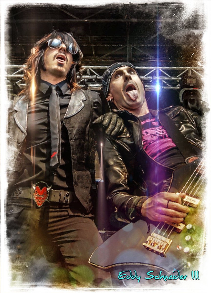 Gonna rock with these rock n roll crazy fuckers in a couple of weeks <a href="/chad_cherry/">Chad Cherry</a> <a href="/THELASTVEGAS/">The Last Vegas</a>