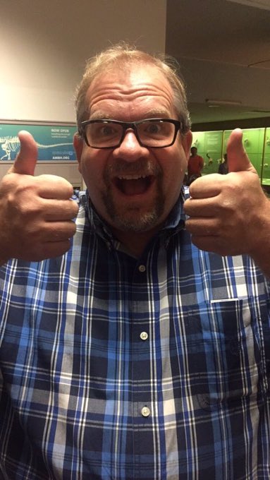 WeRateDads's tweet photo. This dad is pumped after winning a Tom Arnold look-a-like contest.
8.3/10 Post Roseanne https://t.co/eBns05y6L4