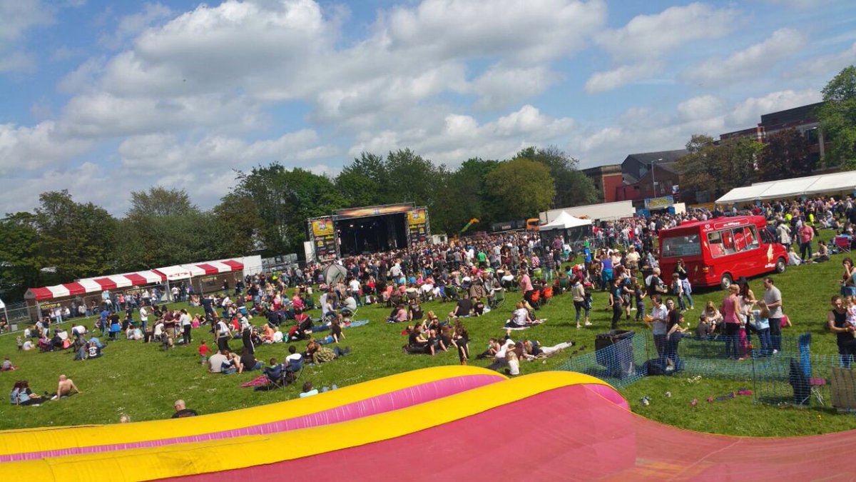 scott_gwinnett's tweet photo. #fantasticinflatableworld #Entertainment #wolverhampton #fun #familyday #dayout #partys #kidspartys #familyfun https://t.co/JNYyv18arQ