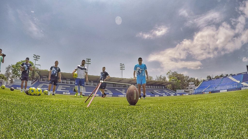 Abogado Pateador tweet media