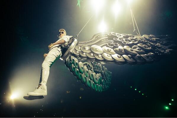 JBBieberBRA's tweet photo. META 40 RTS AQUI VOCÊS CONSEGUEM!! 
BELIEBERS WINNERS #Justin4MMVA https://t.co/4HB4cDq4Ha