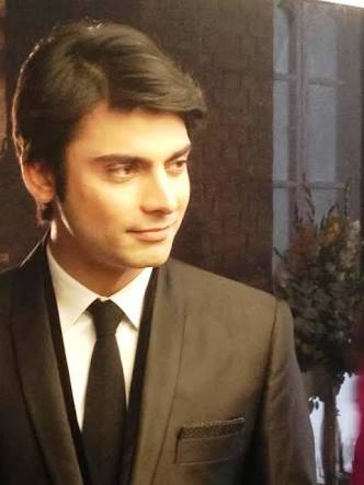 mayasthoughtsx's tweet photo. i nominate #FawadKhan for #100MostHandsomeFacesOf2017  @tccandler @_fawadakhan_ https://t.co/EQFeDyR3PM
