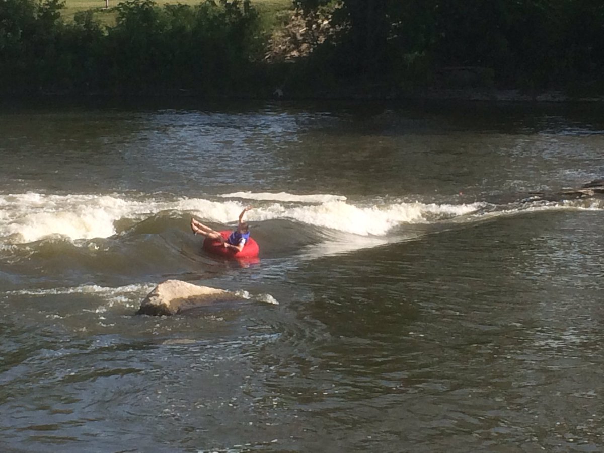 RAGBRAI_IOWA's tweet photo. Tubing in Charles City! #RAGBRAI #PreRide https://t.co/iEKpzY74hb