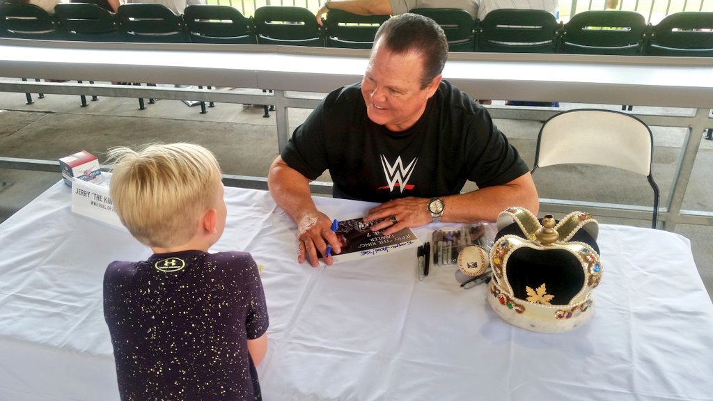 KnightsBaseball's tweet photo. .@WWE #HOF @JerryLawler is here & he's signing autographs for fans as part of the @HarrisTeeter & @Gain #CelebSeries! #RoyaltyKnight👑 https://t.co/nupjEuUsP9