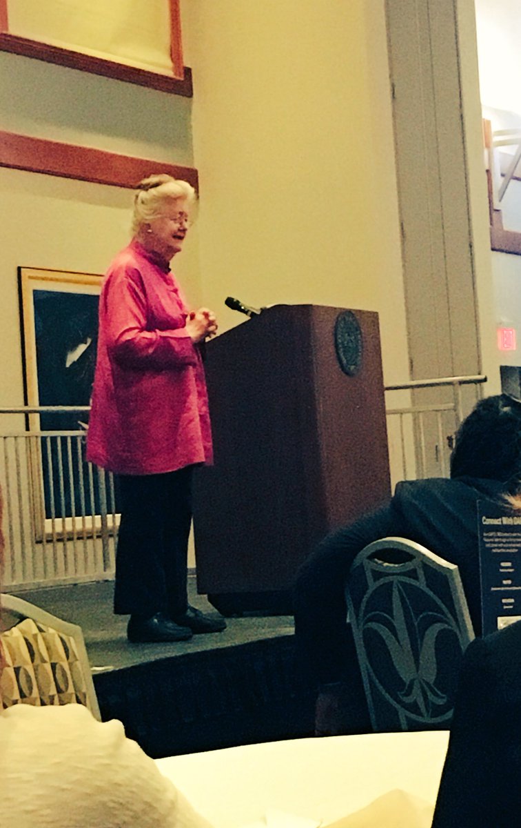 HCCMetroSTL's tweet photo. Felicidades @inclusivestl on such an insightful keynote and event!#DAPSummit17 https://t.co/bxikfvcmli
