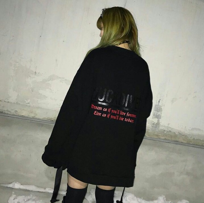 celestinesgdr's tweet photo. ㅡ Locked away in permanent slumber, assembling their philosophies from pieces of broken memories. ㅡ https://t.co/Juzegqj2JG