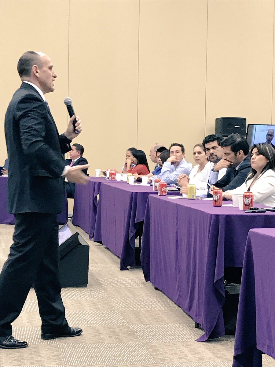 Mauricio Guzmán. tweet media
