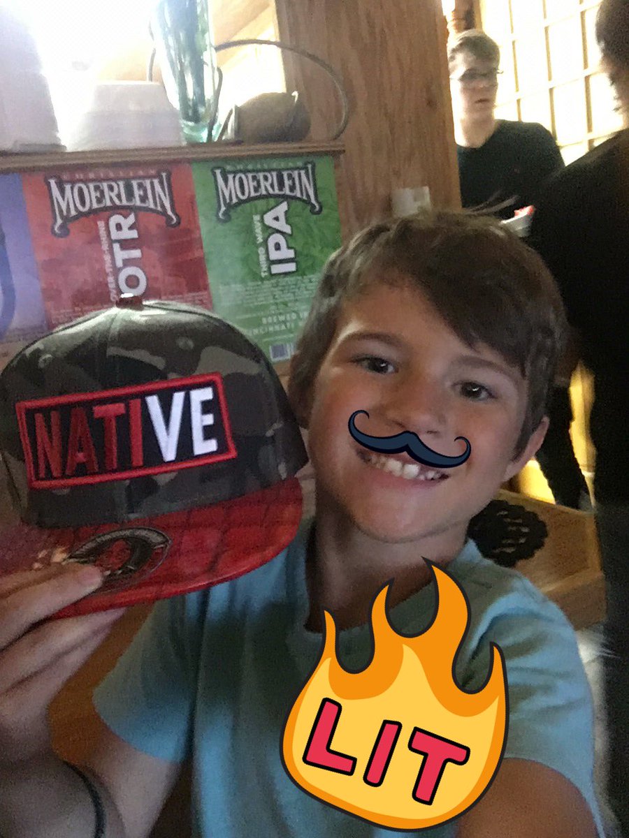 hannacadek's tweet photo. Grabbing some sushi for dinner at #DancingRoll had to go incognito!๐๐ #sushi #TheNativeBrand #stylin #lit https://t.co/NoAsg2eaqp