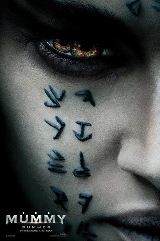 manuel_c's tweet photo. I hope @themummy rocks. @stephanchris_de came all the way from Germany, @ipictheaters #howdoyouipic https://t.co/A2UArjpBw9