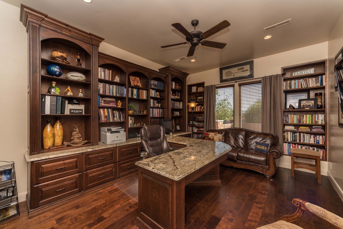 leewebb's tweet image. Photoshoot Complete 86 Painted Hills Ivins 84735 #drone #realestate #architecture #typhoonH #photography  #Nikon #burnettgroup  #stgeorge