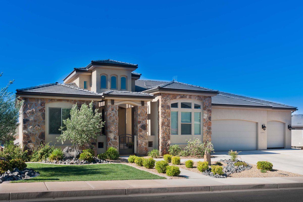 leewebb's tweet image. Photoshoot Complete 240 Nazareth Washington 84780 #realestate #architecture #photography  #Nikon #burnettgroup  #stgeorge #leewebb #utah