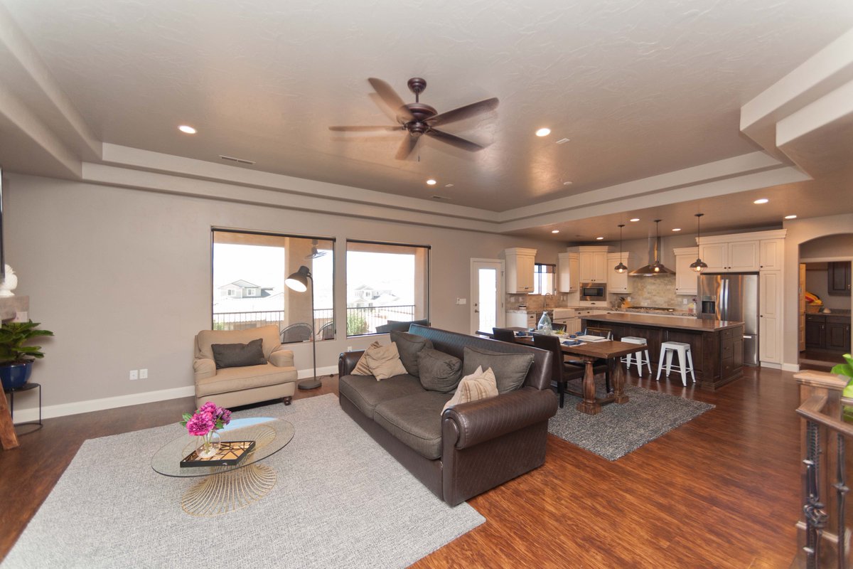 leewebb's tweet image. Photoshoot Complete 240 Nazareth Washington 84780 #realestate #architecture #photography  #Nikon #burnettgroup  #stgeorge #leewebb #utah