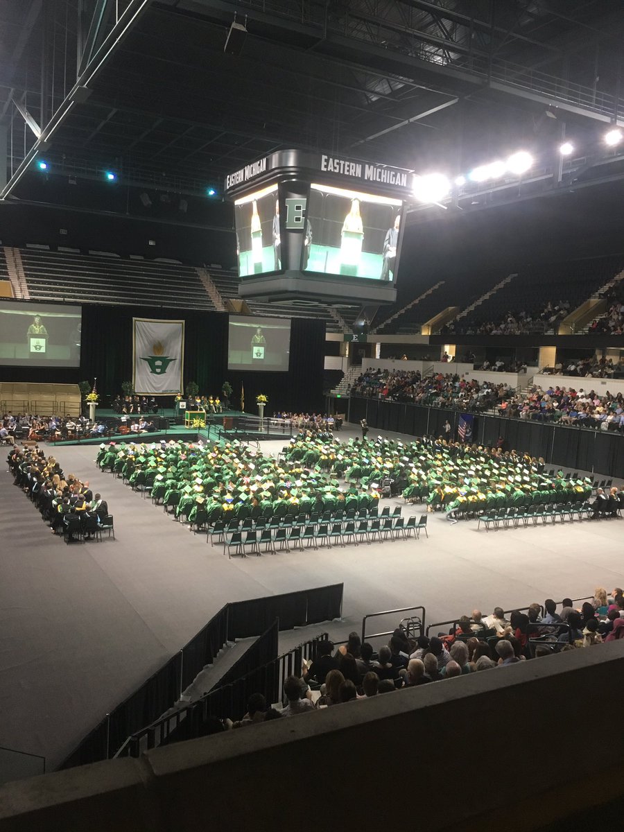JayShunnar's tweet photo. An incredible night at Eastern University as our seniors graduate. Thank you for everything and congratulations! You will always be a rat! https://t.co/y3XjihO3oY