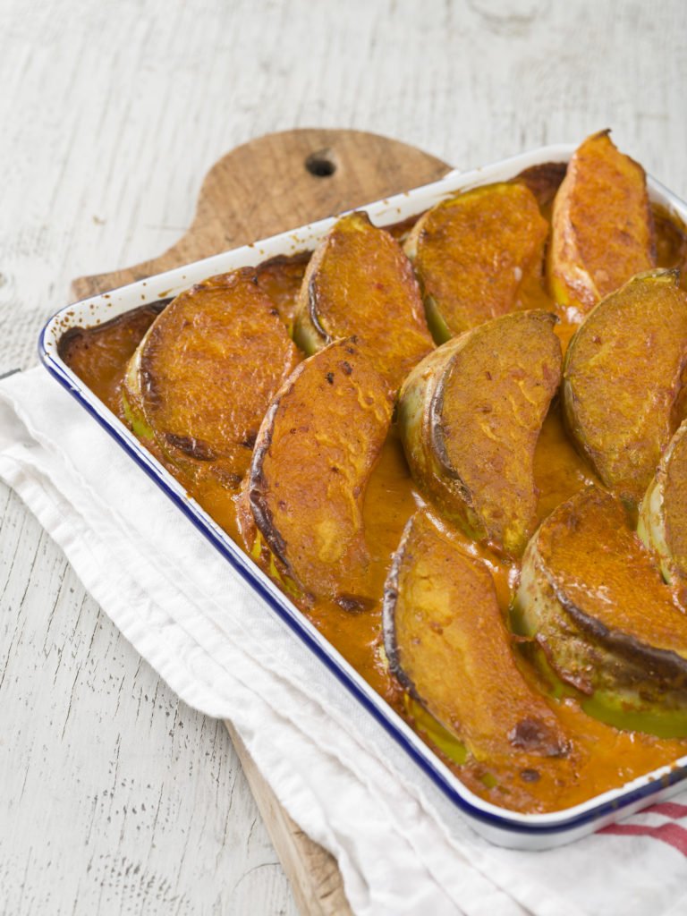 VueBennett's tweet image. Spicy baked pumpkin makes for a perfect side-dish this Winter @mieleaustralia bit.ly/2rNWvCr