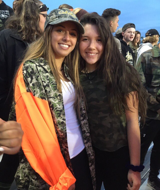 toebruises's tweet photo. Happy bday pretty !!!! Miss u <3333 https://t.co/ZQzhBma67I