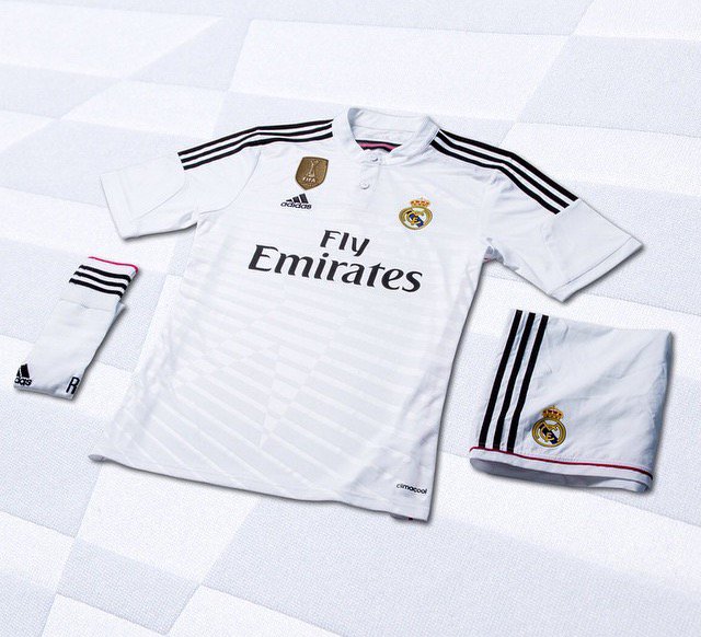 jerseys15euro's tweet photo. ⚽️⚽️⚽️2017 #REALMADRID #UEFA THE 12TH➡️ €24.99€
✈📦 DHL Express 5/10 days 🌍
https://t.co/u3utzBXfNJ https://t.co/mxCO7X0Cl6