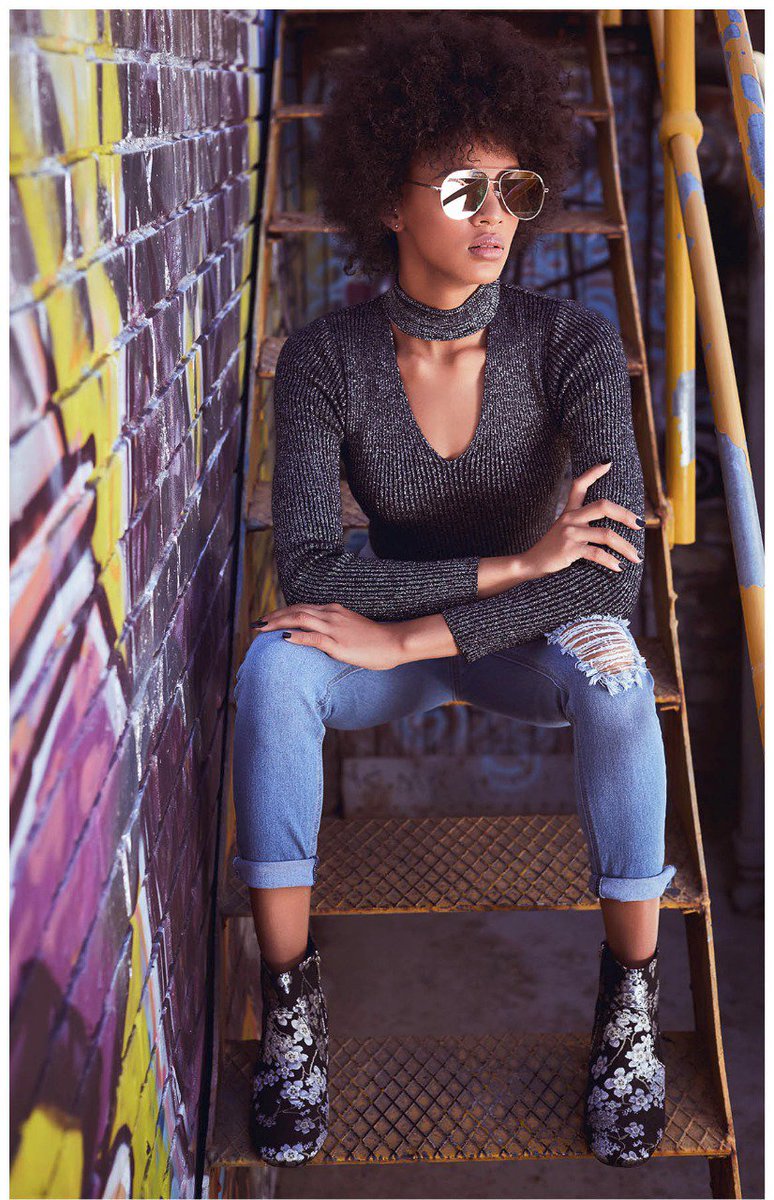 .<a href="/TheFIXza/">The FIX</a> will be heatin' up the #CosmoJeans runway – &amp; they’re giving away 25% off denim at their <a href="/canal_walk/">Canal Walk</a> store!🙌🏾 *Valid 08/06/17