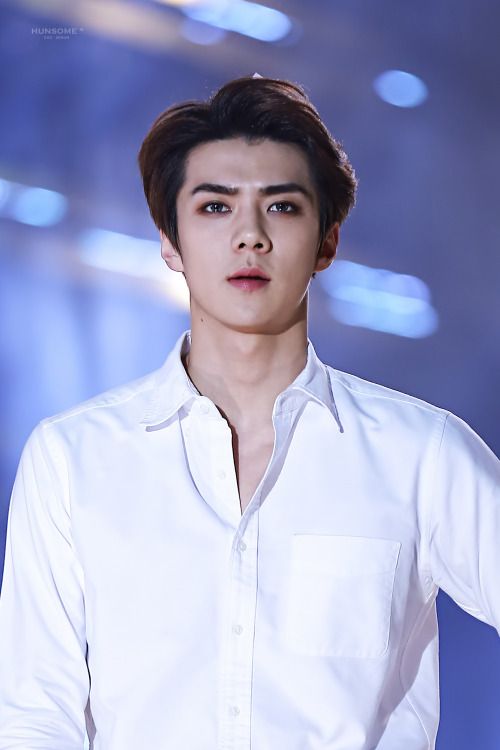 nrazka1207's tweet photo. @MTVChartsAwards @BTS_twt @onedirection @FifthHarmony baby sehun💖
  @MTVChartsAwards #Exo
       We are one❤❤❤❤ https://t.co/Bgpcq8HPKV