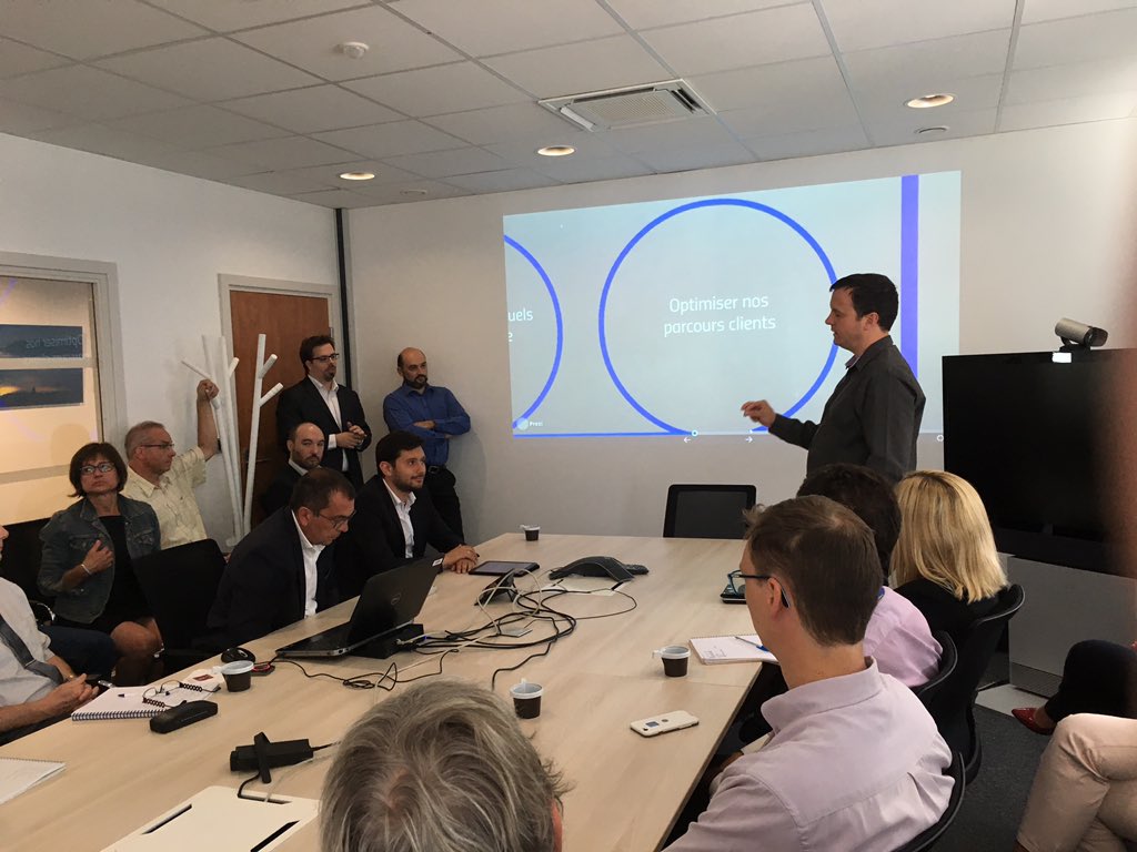 vir_ath's tweet photo. @BPALC #DigitalCafé #89C3 En résumé, fédérer les énergies de nos collaborateurs pour chouchouter nos clients 😉 https://t.co/COS9DqSAdC