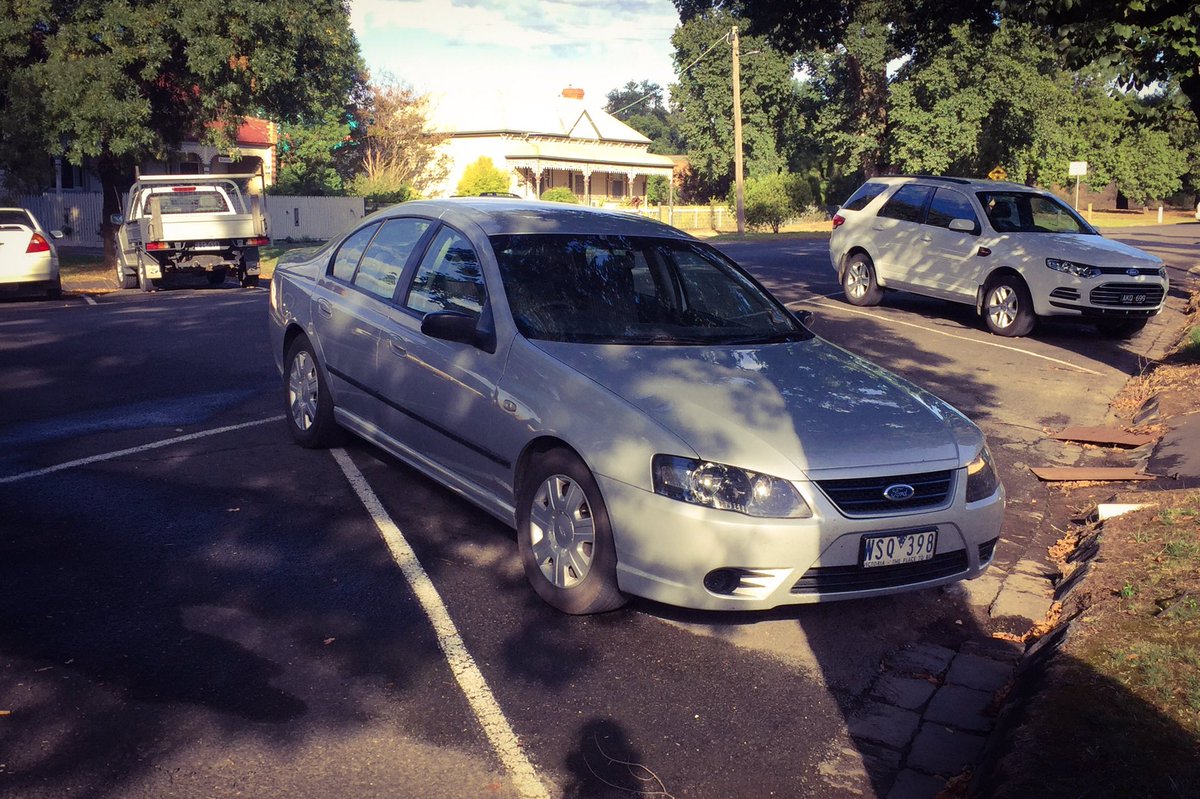 🏅NEW MEMBER🏅
Location: Baxter Street, Bendigo

Baby got back!

<a href="/BadlyParked/">Badly Parked Cars</a> in <a href="/GreaterBendigo/">CityofGreaterBendigo</a> #badparking