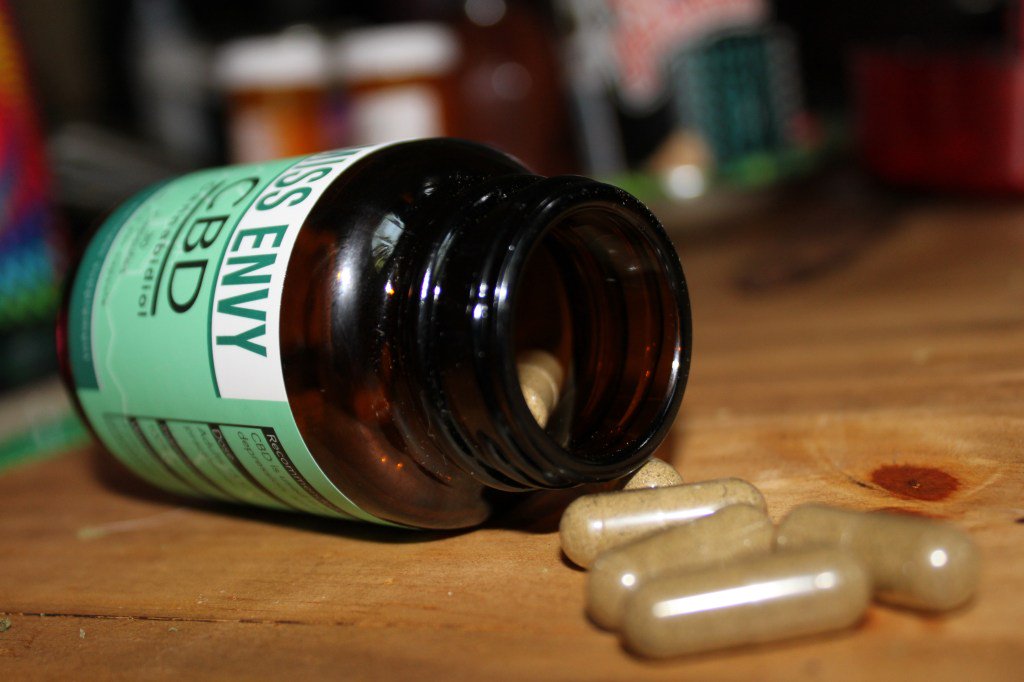 CBD Experience: Part 1 randomencounters420.wordpress.com/2017/06/08/cbd…