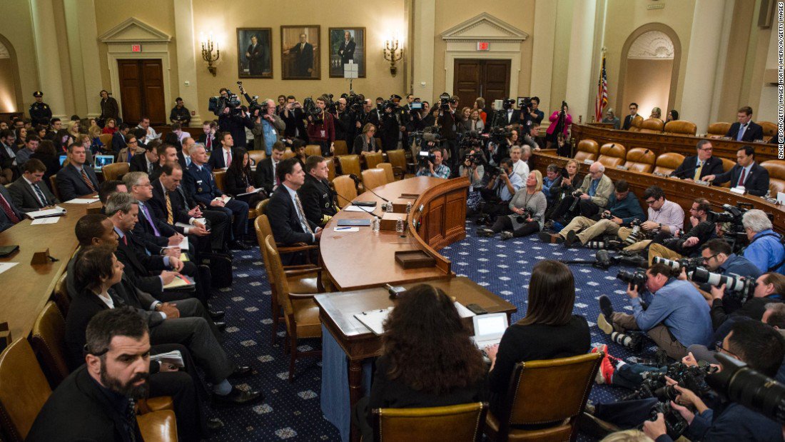 Trump latest: Live updates on FBI Comey's firing crwd.fr/2pDS34z