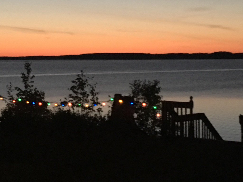 2JohnDurant's tweet photo. Following #ipsec2017, I've come to @chamberlininn MI, to do some writing. Lovely! https://t.co/0Rb22V6j9Y