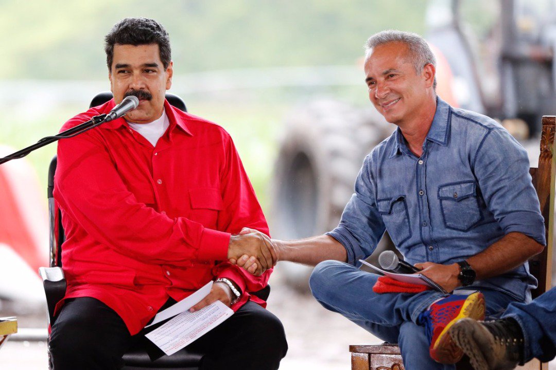 FreddyBernal's tweet image. Pdte. @NicolasMaduro cuenta usted con la Lealtad de este Soldado, Bolivariano y Chavista para seguir fortaleciendo los CLAP y la REVOLUCIÓN