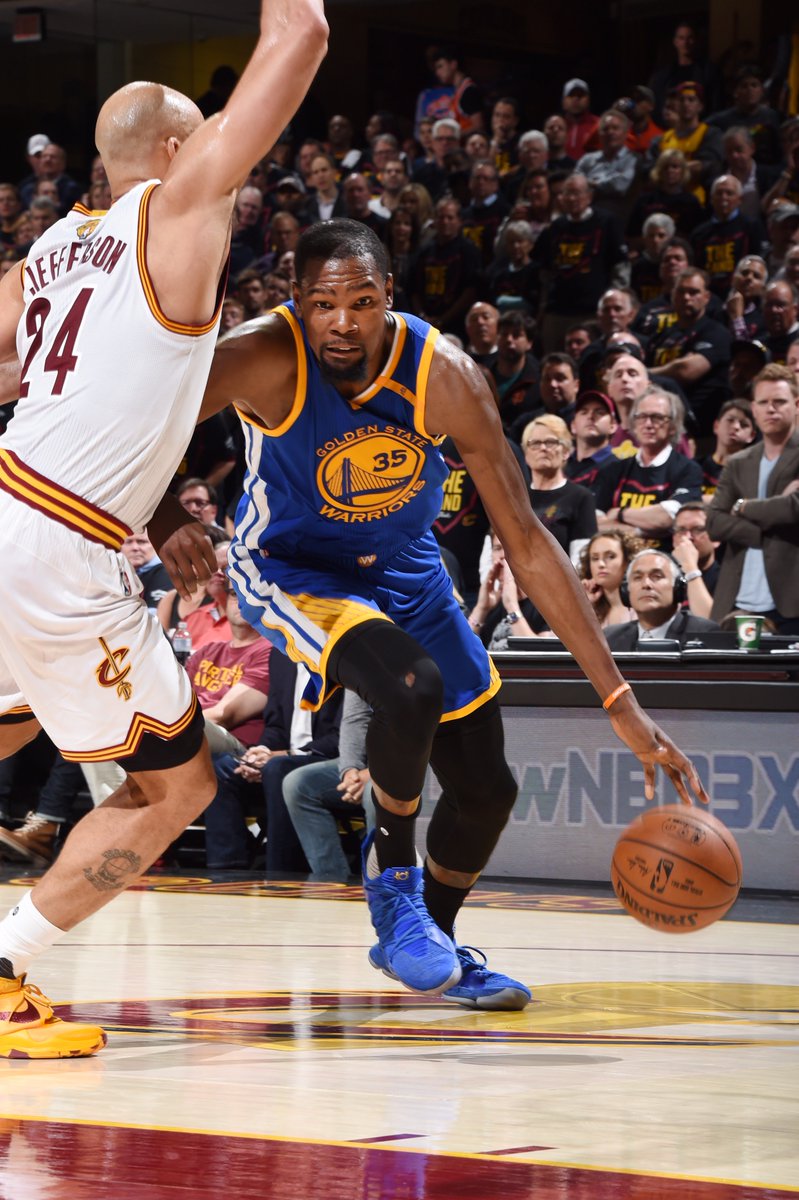 NBA's tweet image. KD scores 14 in the 4th, hits the go-ahead 3. 

@warriors take 3-0 lead, beat @cavs 118-113 to stay perfect in the playoffs. 

LBJ: 39/11/9.