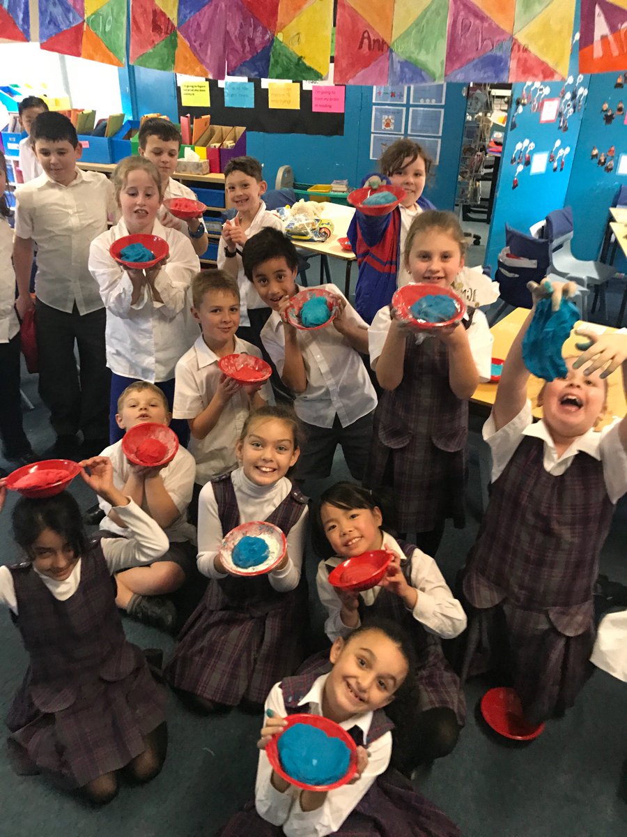 3 Green have been learning all about products, as a part of our science unit. Today we got our hands dirty making our very own play dough!
