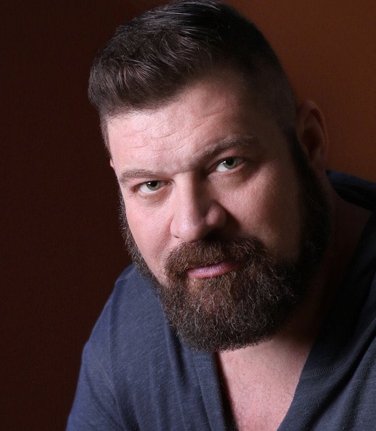 Брэд роу сейчас. Брэд роу. Brad johnson (actor, born 1959). Брэд маршанд крыса. Делби диностер фото.