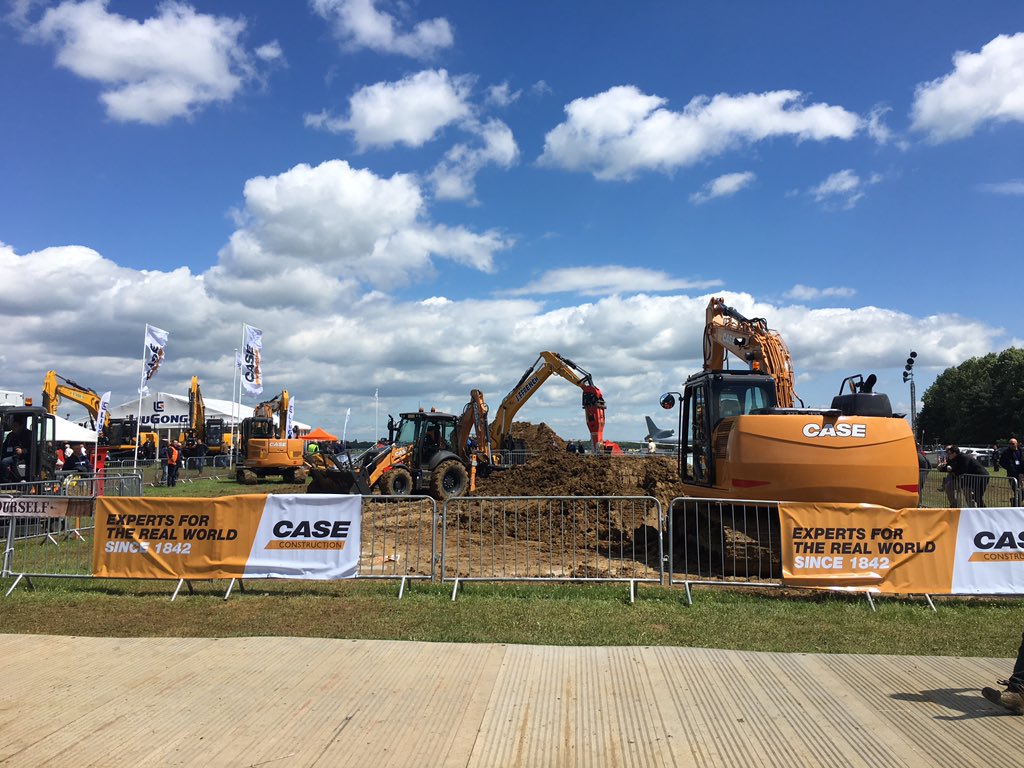 DBarnfieldLTD's tweet photo. Brilliant day at @PlantworxPR on the @CaseCE_EU demo area. Test drive the #CX130D, available from us! #Construction #Plantworx2017 https://t.co/LngCfRuMUV