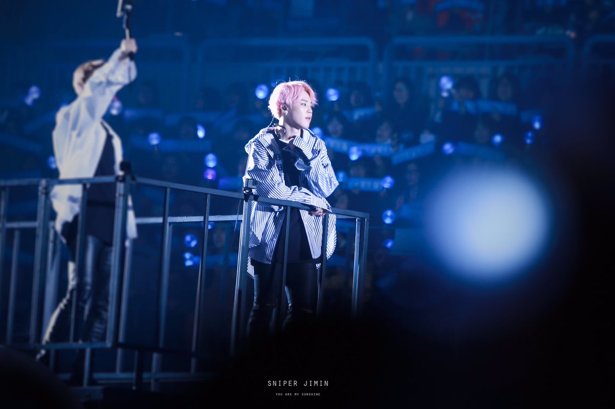 aesisee's tweet photo. Cause baby you like fireworks 
🍃@SNIPERJIMIN https://t.co/gqlr87pqhO