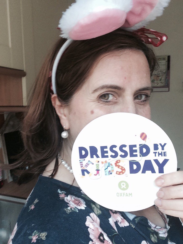 DeliaCazzato's tweet photo. Be Silly 😜 Go on let the kids select your clothes 😱 if you can't wear #SillyClothes On @DressedByKids give a little👊🏻 https://t.co/P4Qpt6bZ0y