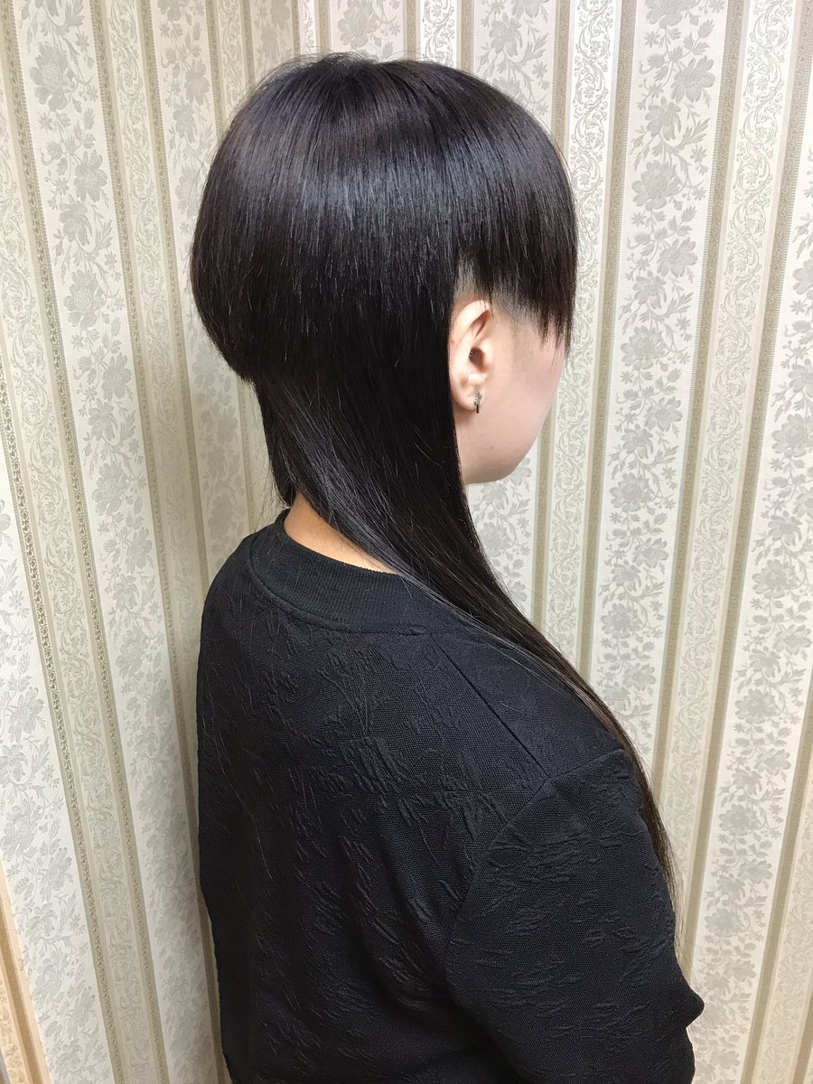 シャンテグラム En Twitter ヘアスタイル紹介 色々なデザインを織り交ぜたアシンメトリーカットスタイル 急激な前下がりボブ ツーブロック ザクザクショートな毛先 スーパーロングな後ろ髪 オンリーワンなデザインで個性が輝きます