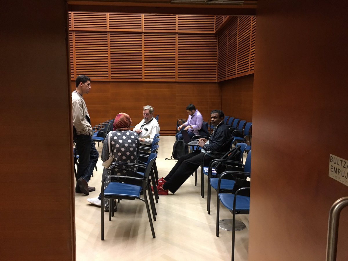 KursaalDonostia's tweet photo. Gaur amaituko da konputazio ebolutiboaren IEEE kongresua @CEC2017 https://t.co/mXrKk35P0K