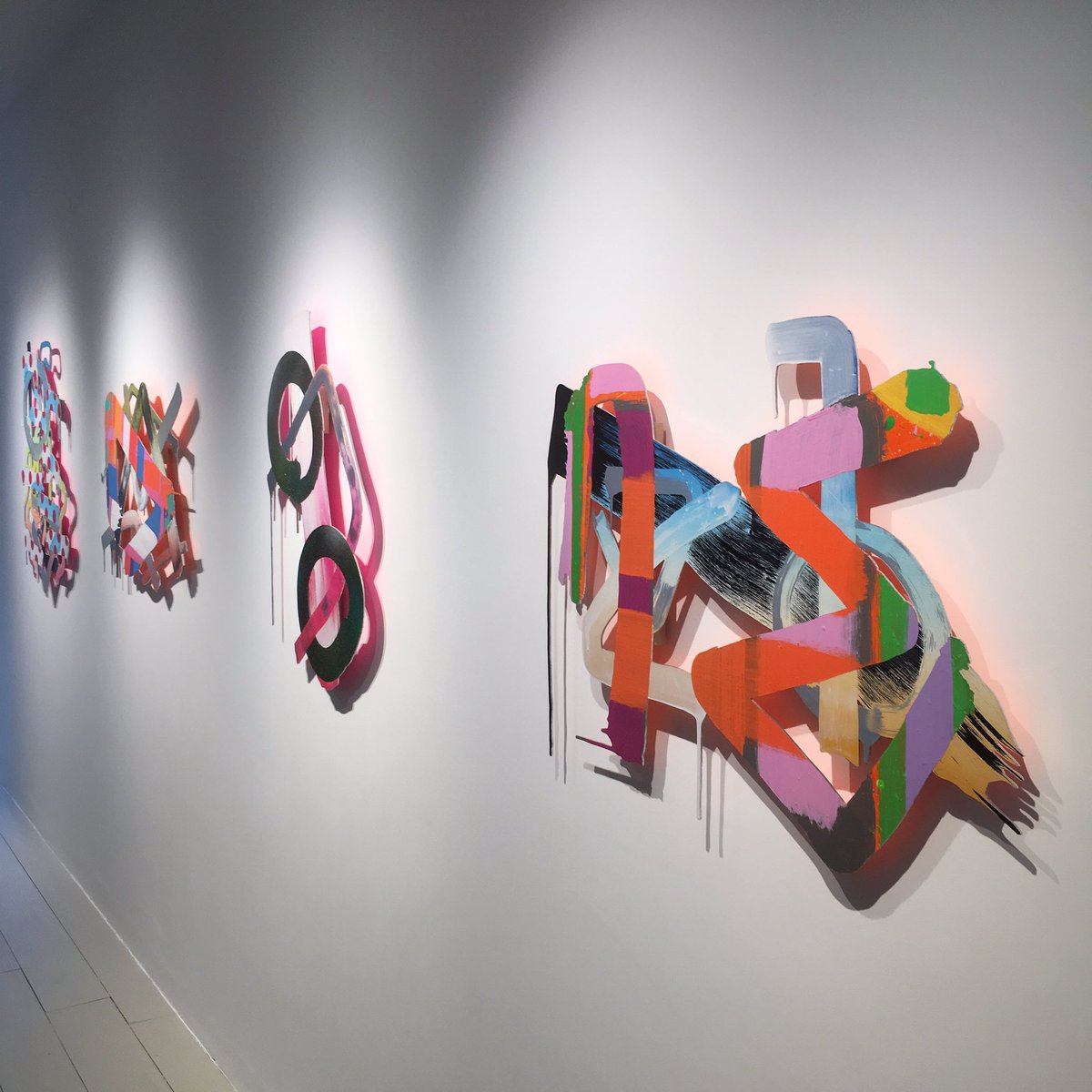 Incredible new paintings by Undead Painter <a href="/ralphanderson0/">Ralph Anderson</a> in Lucent Umbra at <a href="/jgm_art/">JGM Gallery</a> Gallery Battersea. Go along and treat your eyes #art