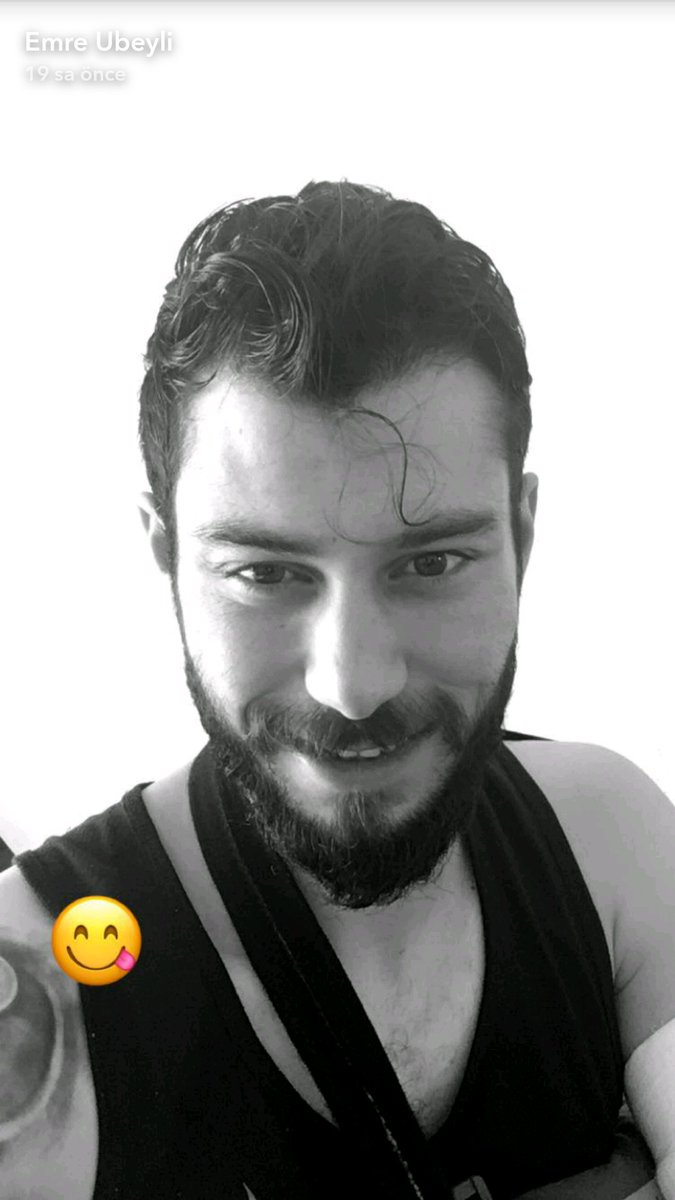Tugem18's tweet photo. Yakışıklılığa bakkk tanıyonmu @EUbeyli 😂 https://t.co/vz5Bov51WA
