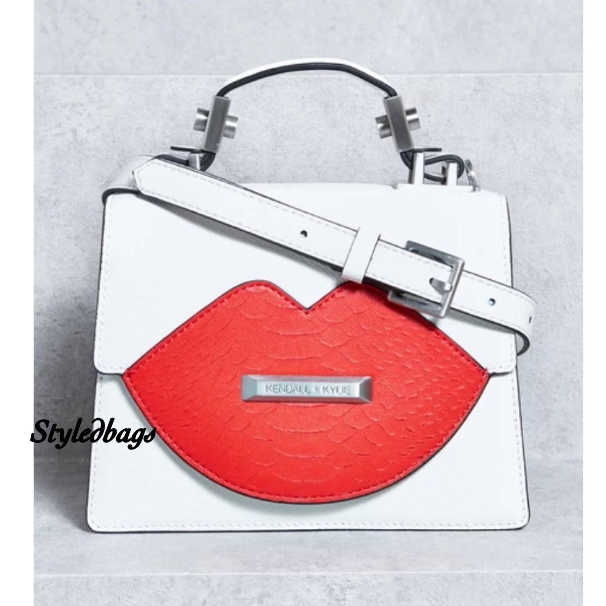 bld_wholesale's tweet photo. Do you want to start up your own bag business on a small or large scale? Kindly email stylebags@gmail.com IG: styledbags #businessrt4rt https://t.co/dHlZx8JOfk