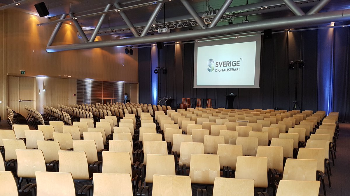 MikaelHedelind's tweet photo. Fortfarande tomt men snart så drar dagen igång! #Sverige #Digitaliserar @vinnovase
https://t.co/Be6xZEpNJV https://t.co/4Ntm2AtUdC