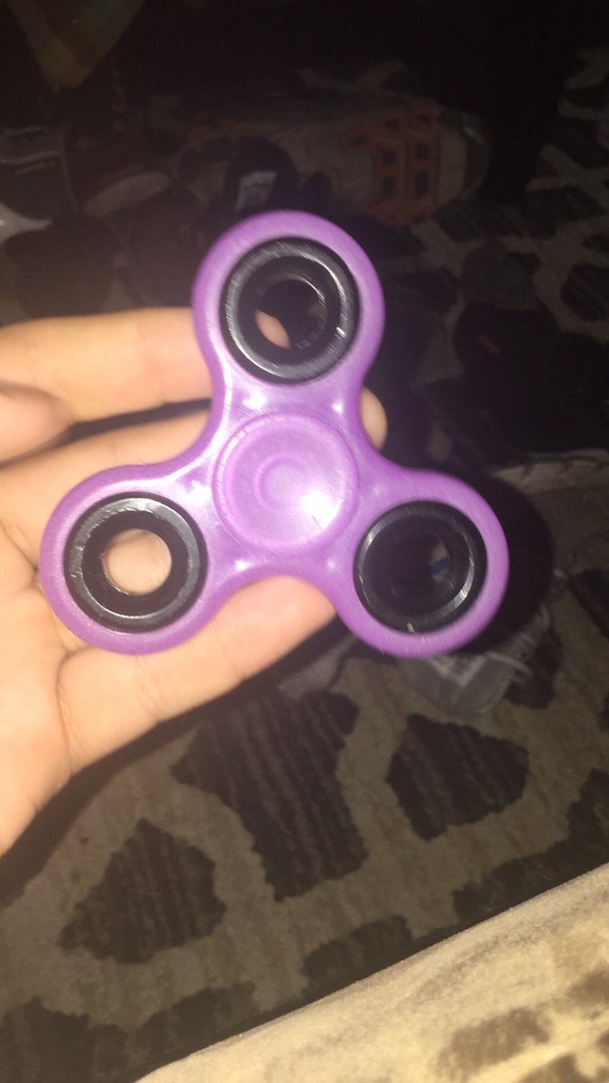 Norris2Dallas's tweet photo. New fidget spinner https://t.co/JHpXlHBhU9