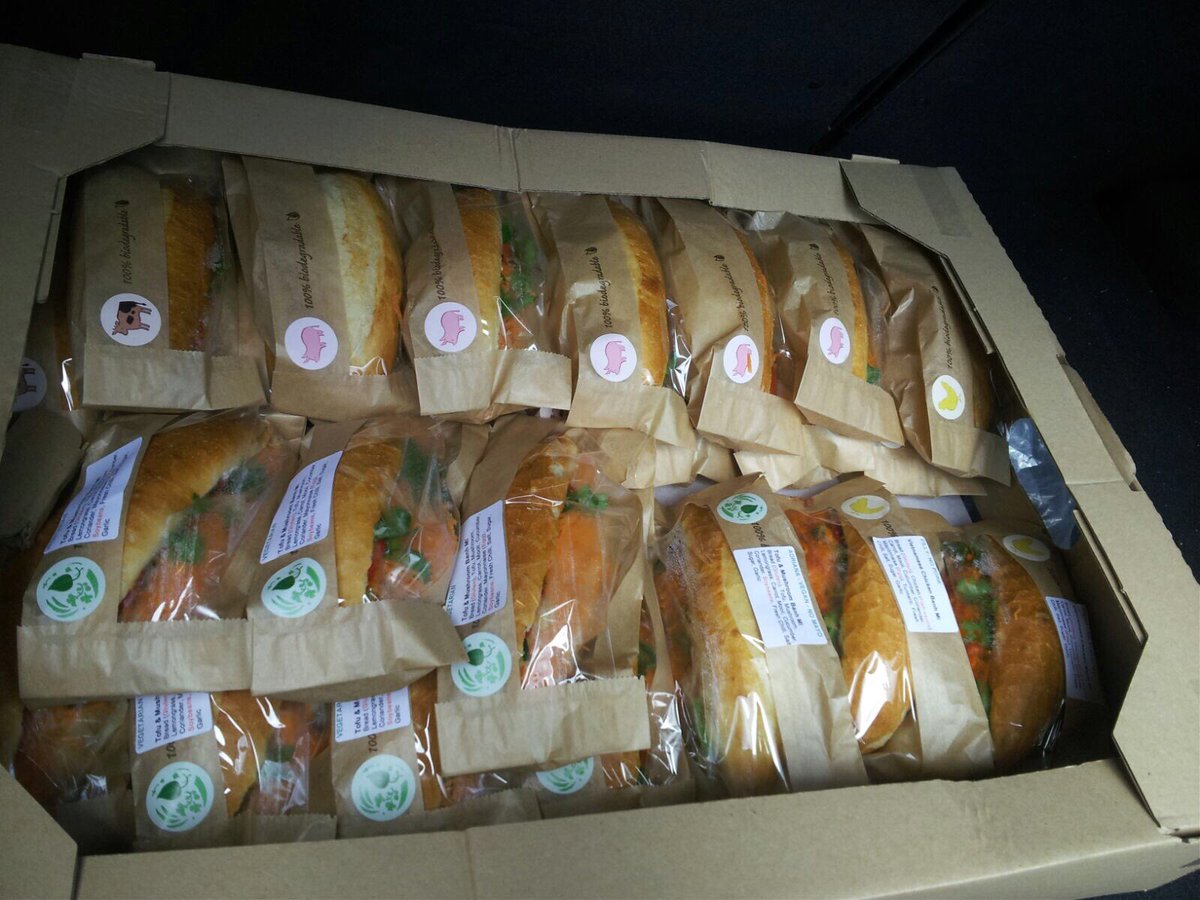 Julie @ City Càphê tweet media