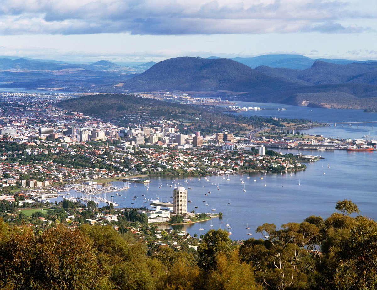 tasmania's tweet photo. Discover why @HobartandBeyond is a magnet for @Australia's top chefs: https://t.co/135hYRuwiG via @voguemagazine #restaurantaustralia https://t.co/sBo8x5nk9o