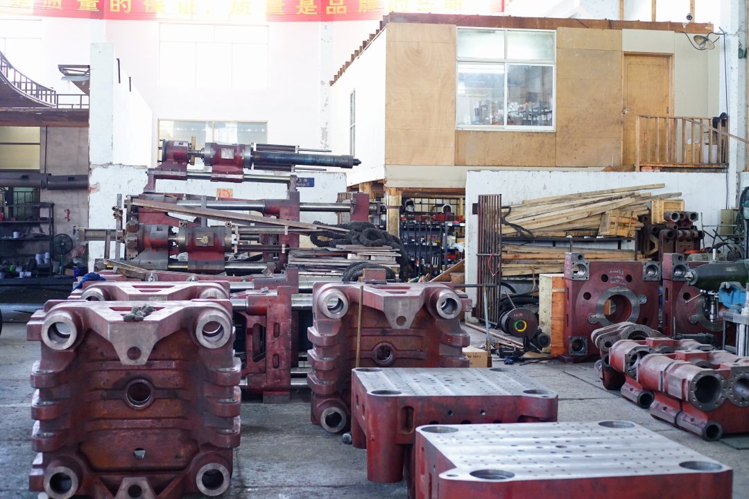shenzhoumac's tweet photo. We specialize in manufacturing injection molding machines. #PlasticInjectionMoldingMachine #InjectionMachine https://t.co/QgA9WeODzd