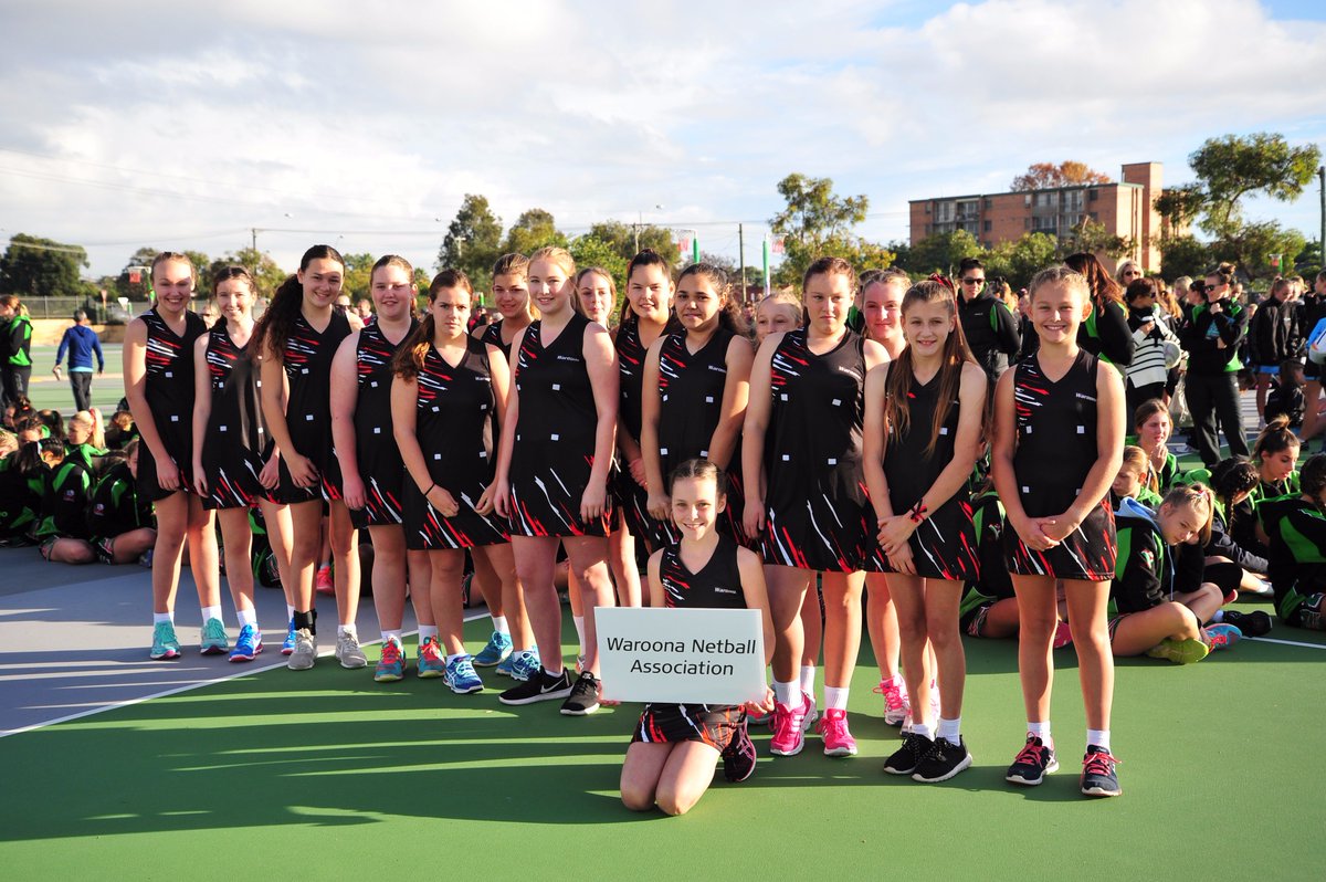 NetballWA's tweet photo. Smiles all round 😀
#STSAC17 https://t.co/XTJqujsJoz