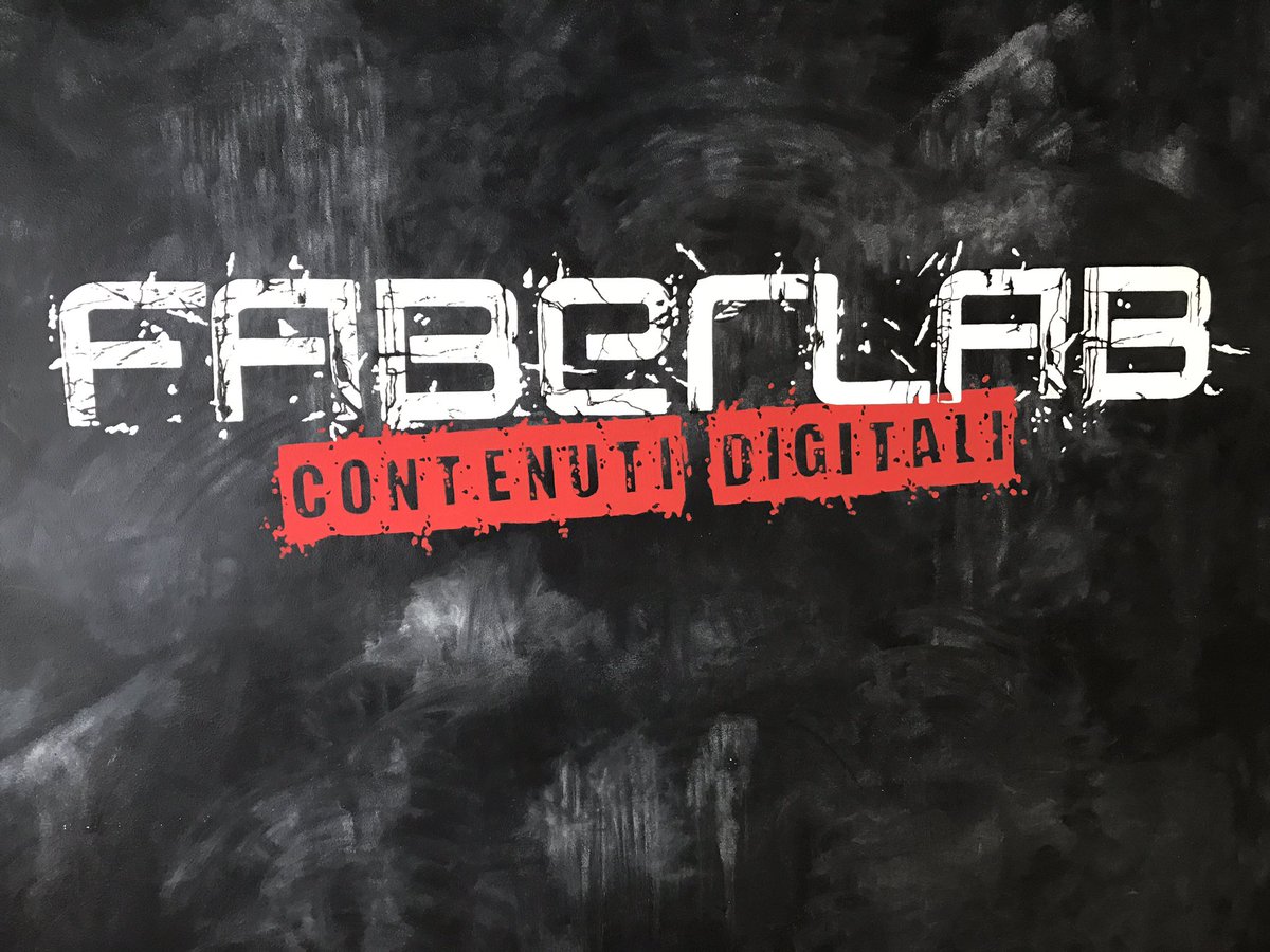 DigitalCampVA's tweet photo. Cominciata la giornata al @FaberLabVarese con i ragazzi di #DigitalCampVA! https://t.co/dIWHB1nsi8