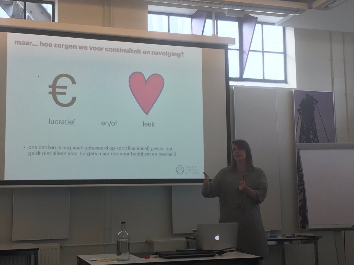 ArnhemsKlimaat's tweet photo. Presentatie Provinciaal Jaarcongres #ruimtegld Hoe ziet @GelderlandNieuw er in 2030 uit? @hansvanammers @LeFarWestLand @InevBurgsteden https://t.co/MxBl4j2ffD